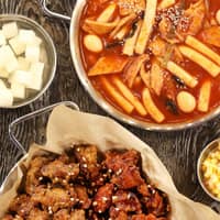 닭강정왕자떡볶이공주포차 미아점 로고